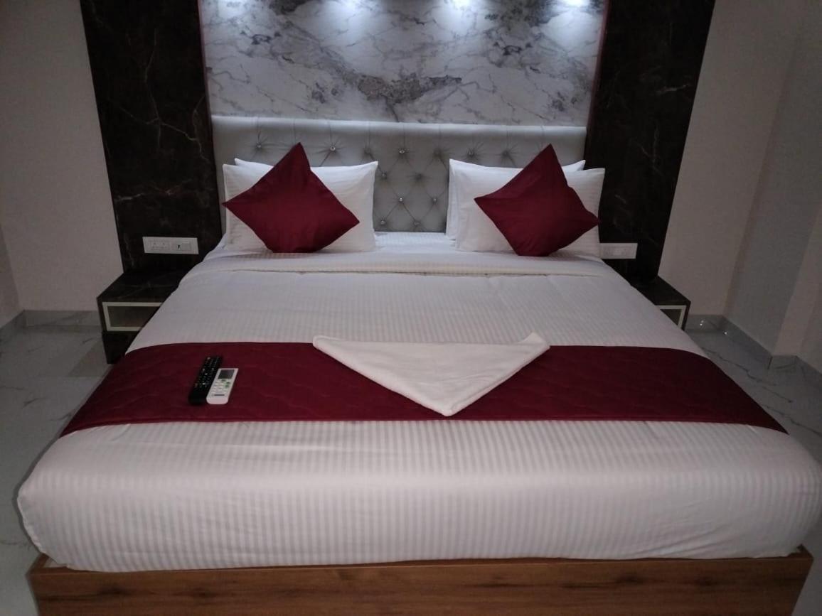 Attibele Mayuri Residency Hotel المظهر الخارجي الصورة