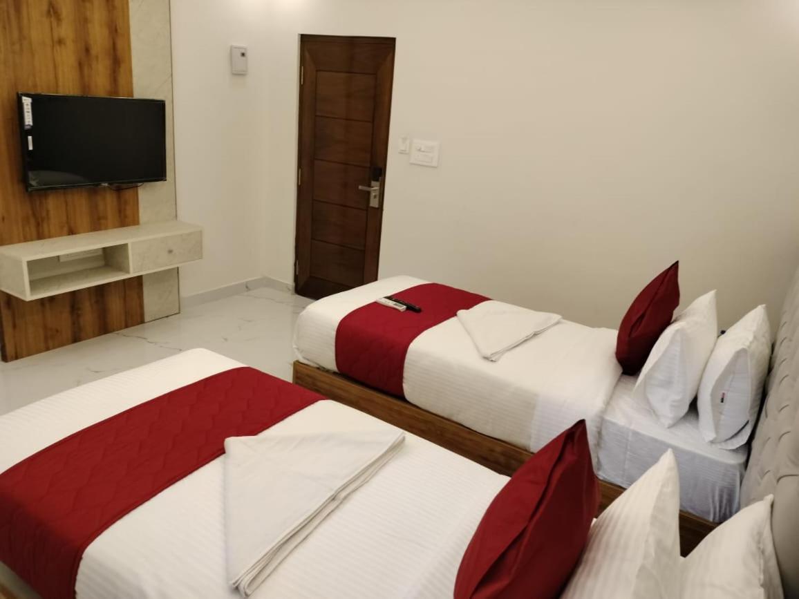 Attibele Mayuri Residency Hotel المظهر الخارجي الصورة